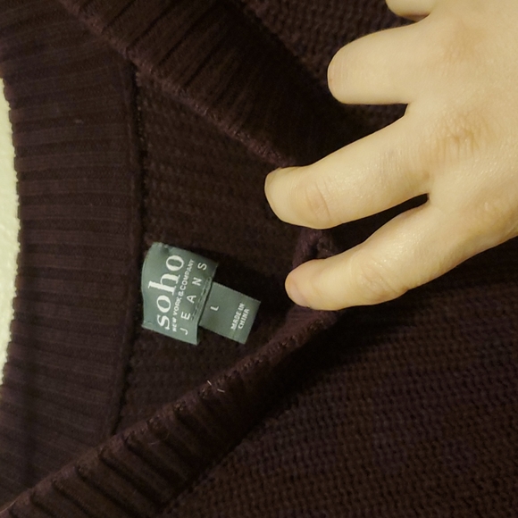 Soho Jean's Women's Large Sweater - Picture 2 of 3